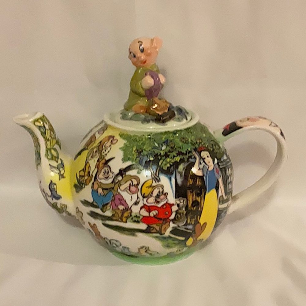 Disney Collectors Cardew T Pot